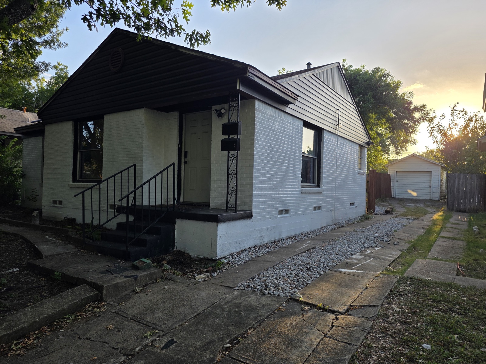 1611 Glen Ave · Unit A photo 10