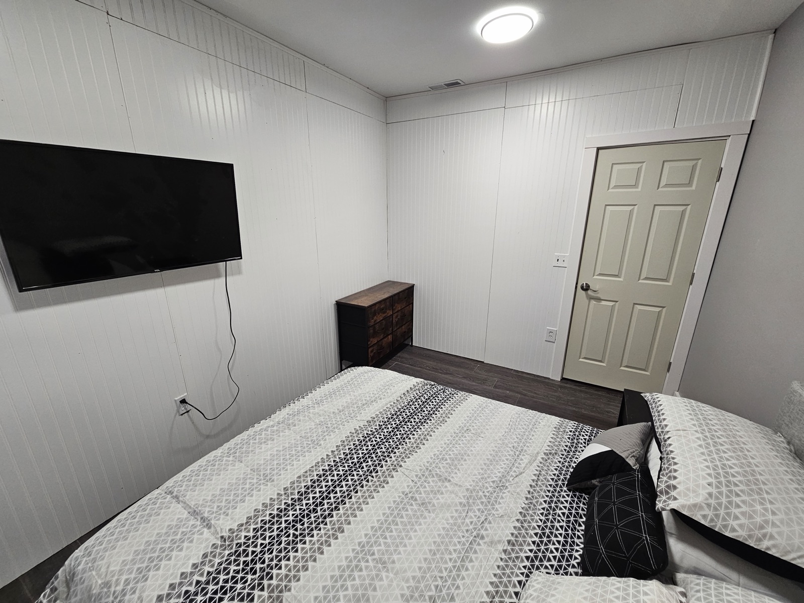 3339 Ruckle St · Unit A photo 17