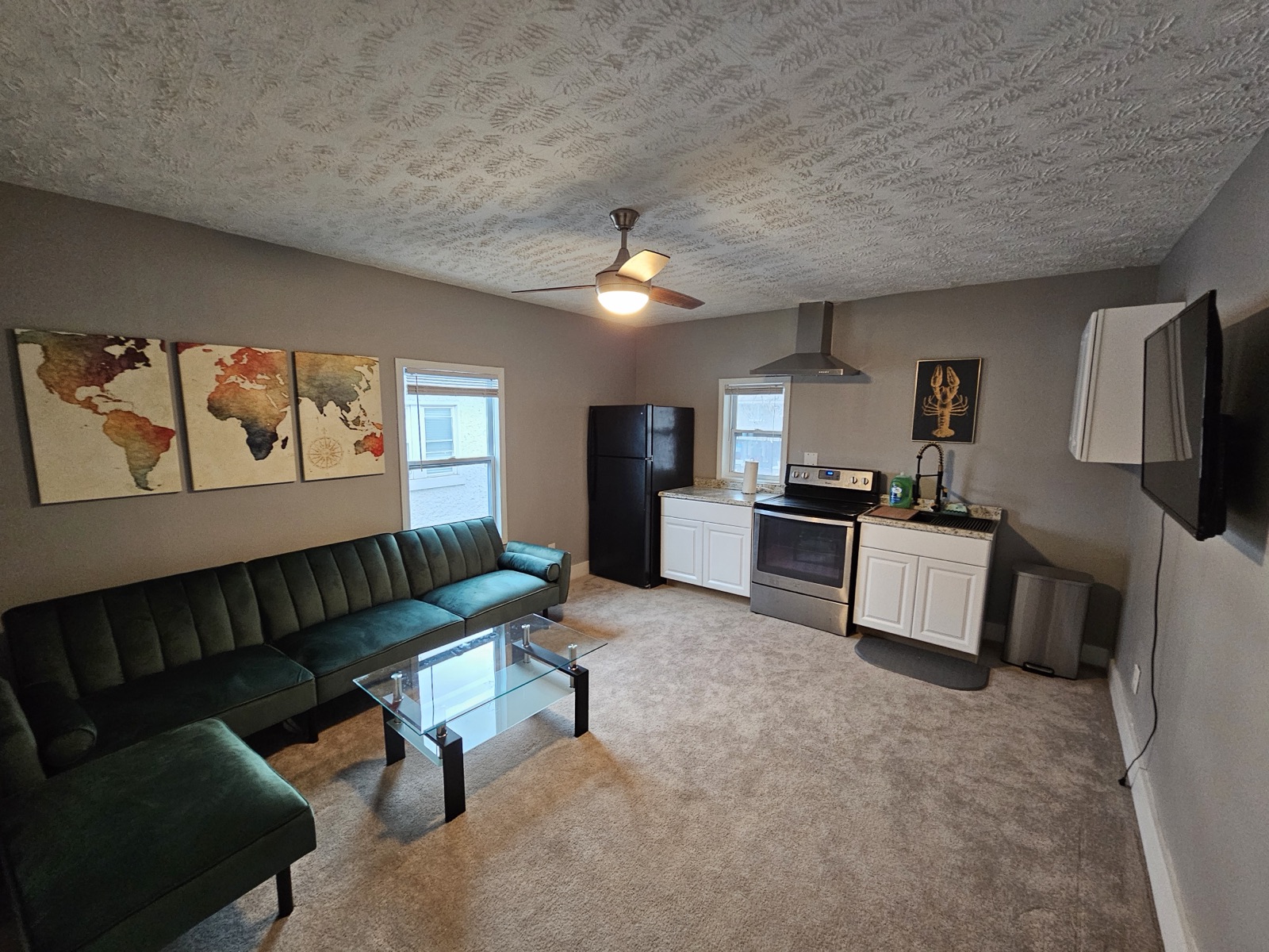 3339 Ruckle St · Unit B photo 3