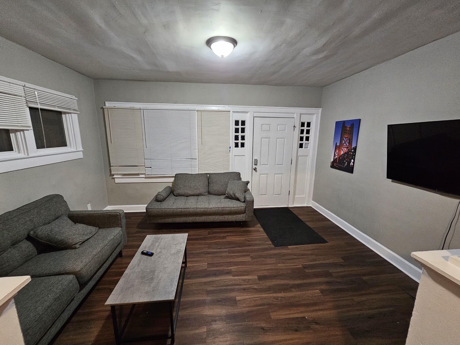 916 N Oxford St photo 10