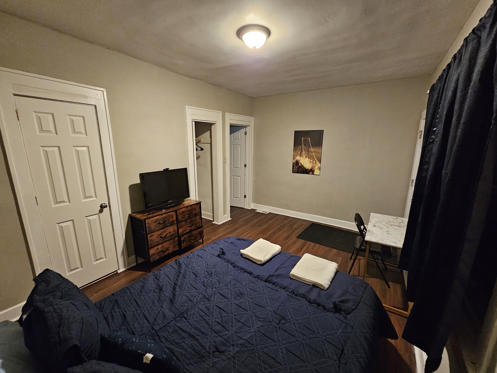 916 N Oxford St photo 25